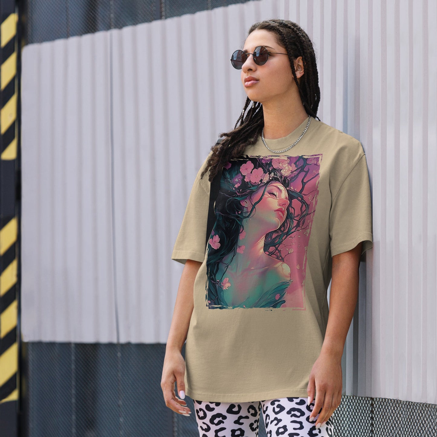 Divine Bloom - Oversized faded t-shirt - Art Xtyle